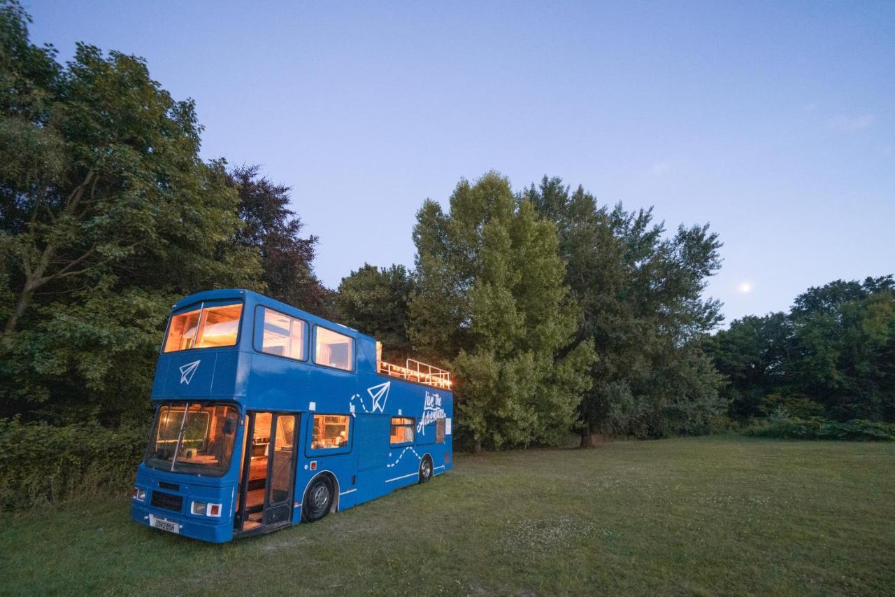 Delightful 2 Bed Double Decker Bus With Hot Tub Hotel Uckfield Exterior foto